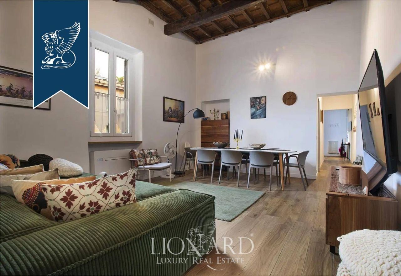 Apartment in Rome, Italy, 100 m² - picture 1