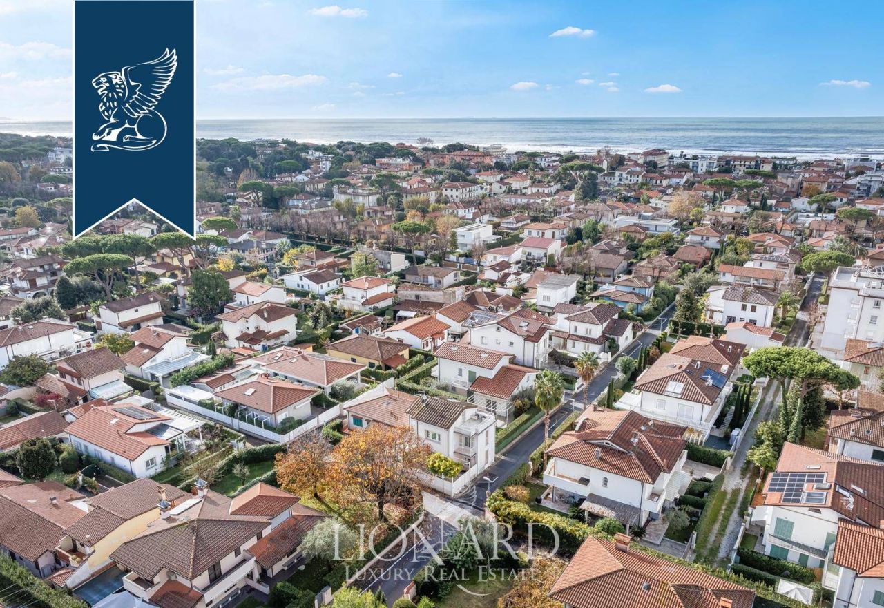 Villa en Forte dei Marmi, Italia, 240 m² - imagen 4