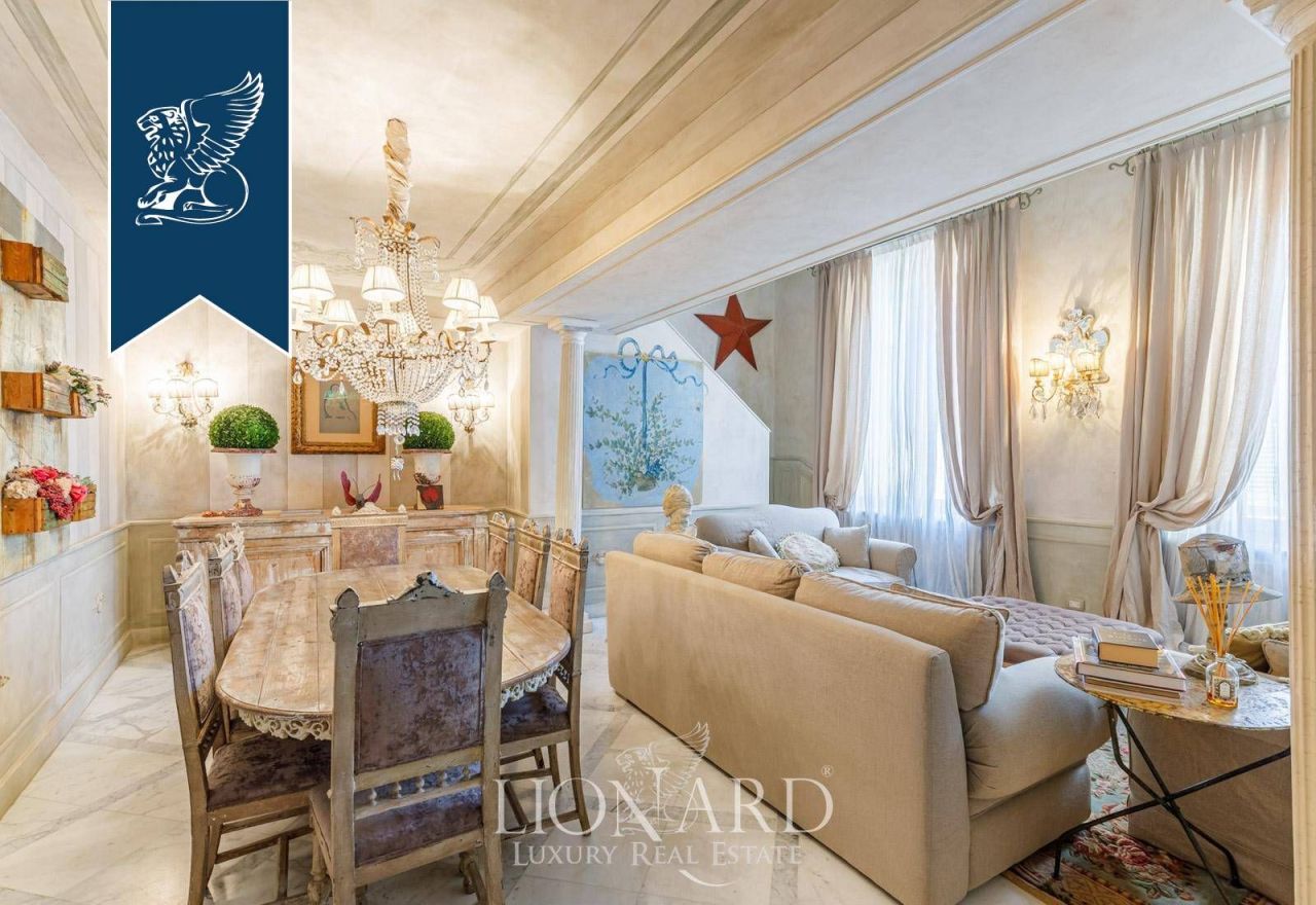 Apartment in Florence, Italy, 168 m² - picture 6