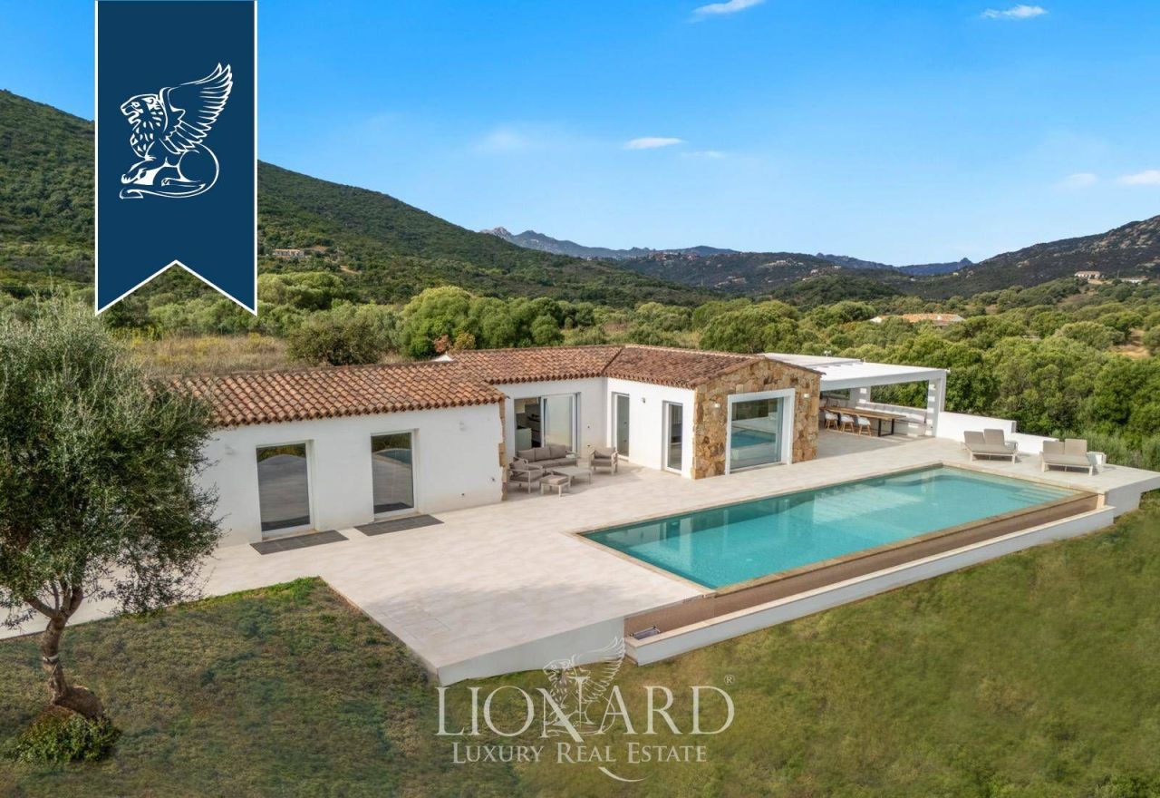 Villa in Olbia, Italien, 300 m² - Foto 7