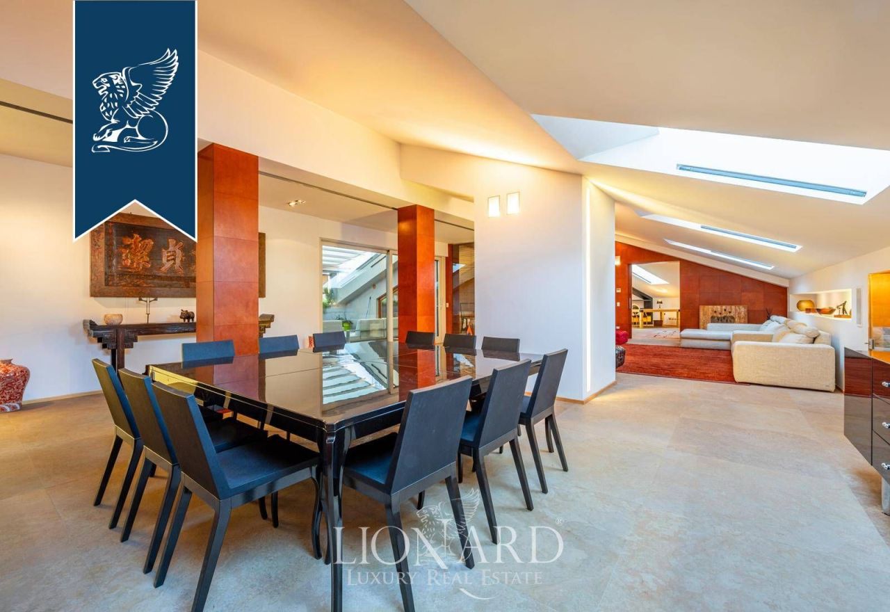 Apartment in Milan, Italy, 500 m² - picture 8