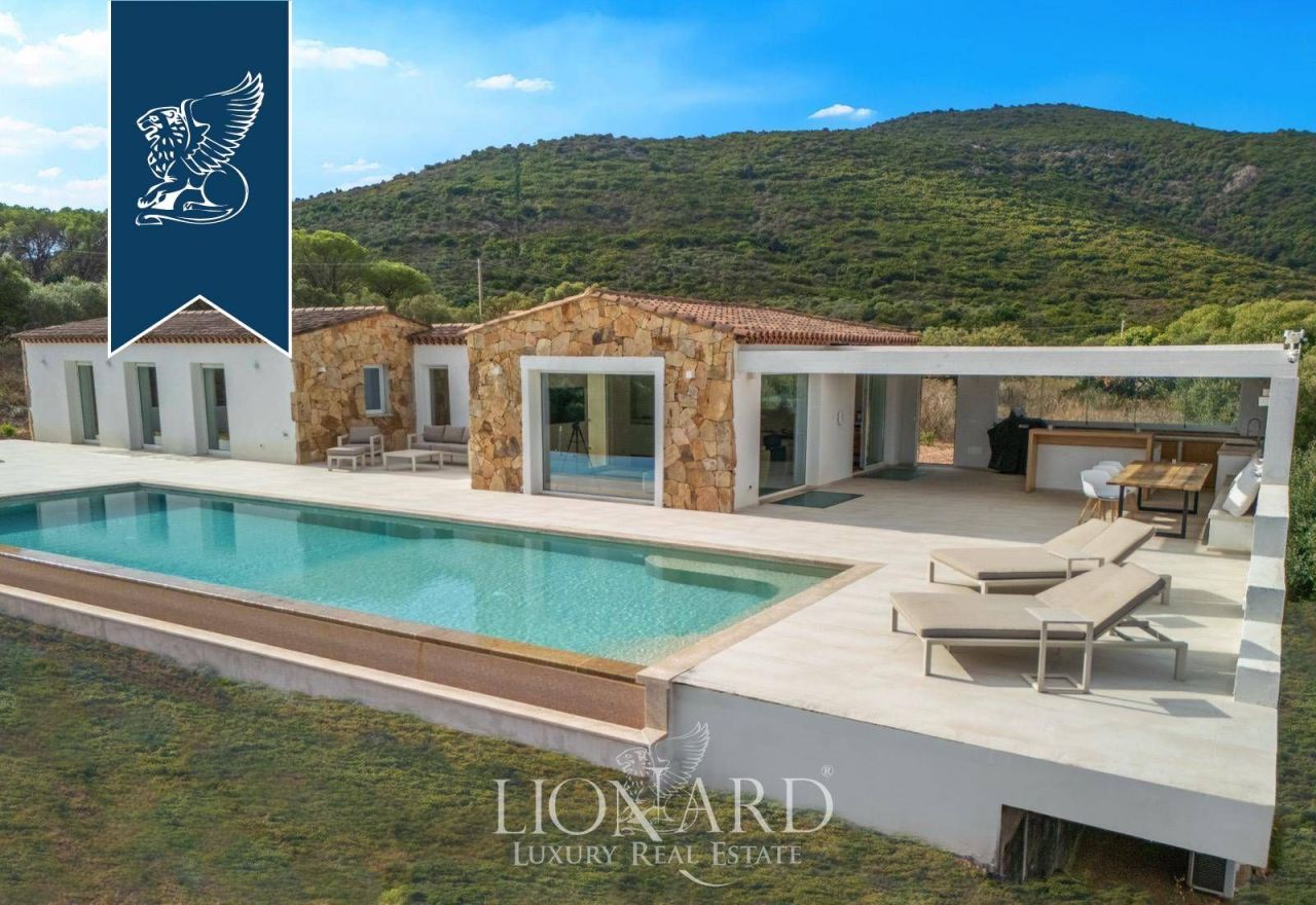 Villa in Olbia, Italien, 300 m² - Foto 8