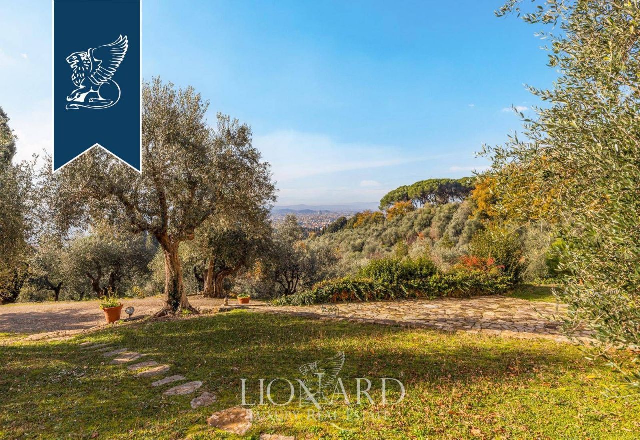 Villa in Florence, Italy, 400 m² - picture 8