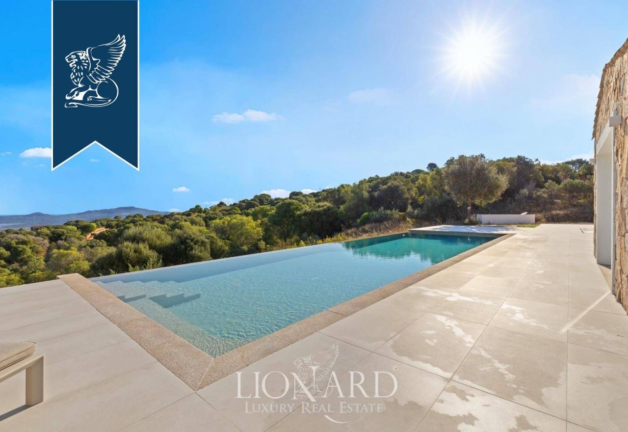 Villa in Olbia, Italien, 300 m² - Foto 9