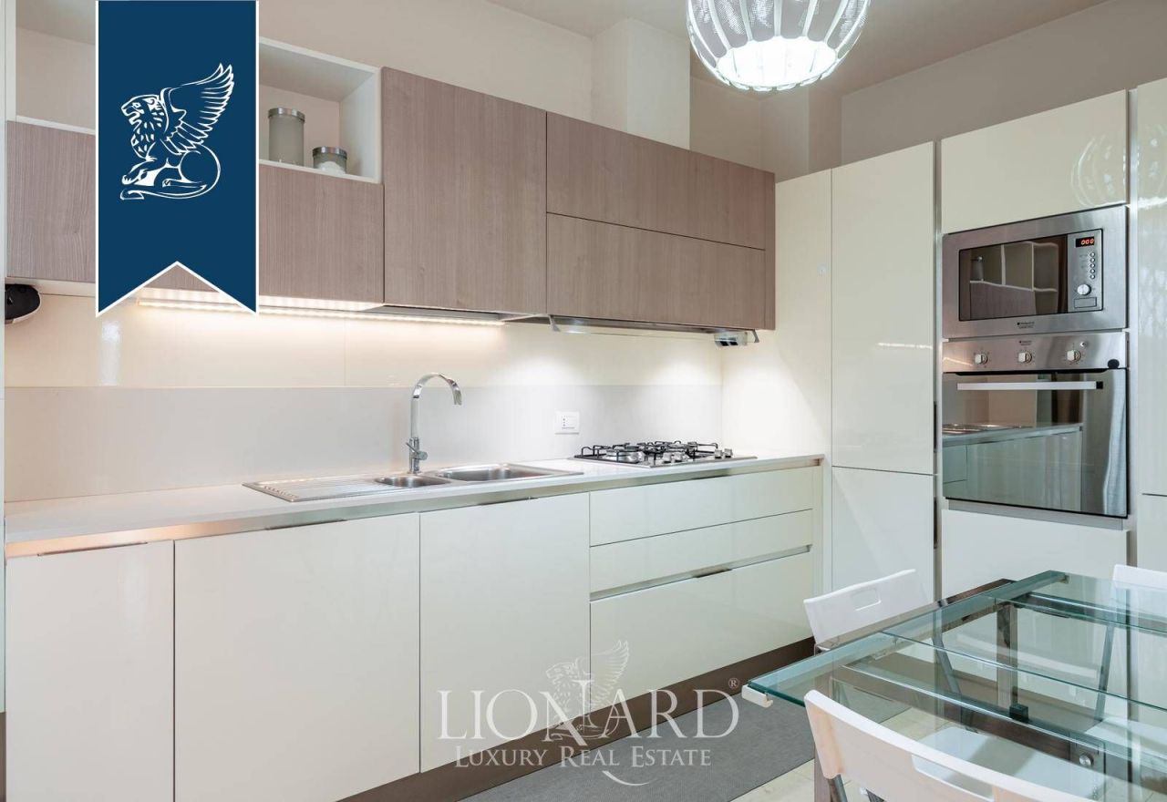 Villa en Forte dei Marmi, Italia, 240 m² - imagen 10