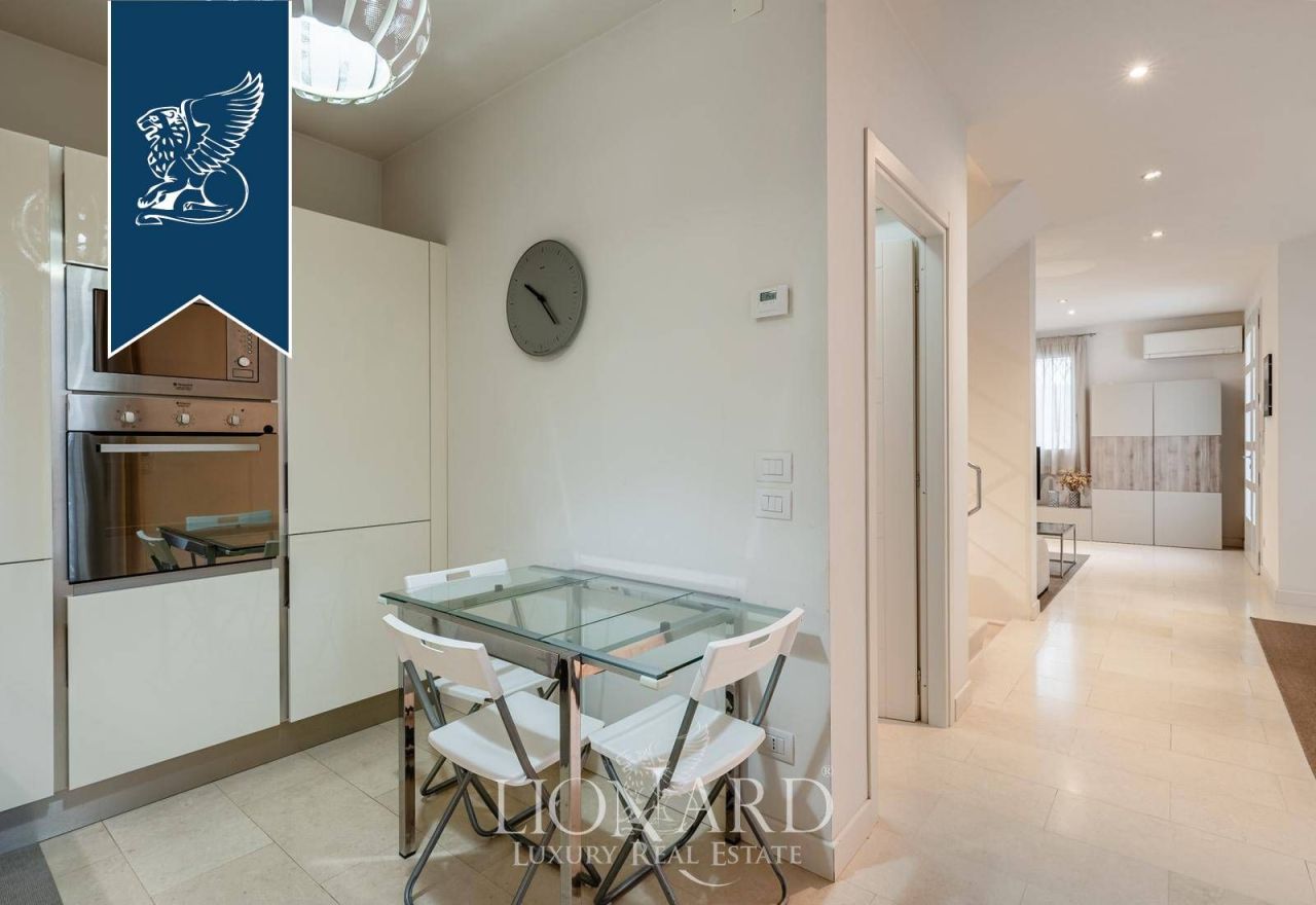 Villa en Forte dei Marmi, Italia, 240 m² - imagen 11