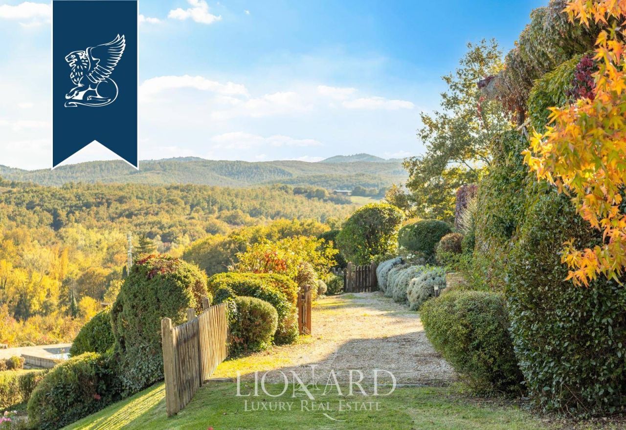 Farm in Siena, Italy, 900 m² - picture 11