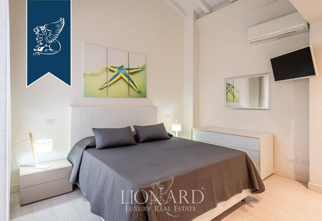 Villa en Forte dei Marmi, Italia, 240 m² - imagen 12