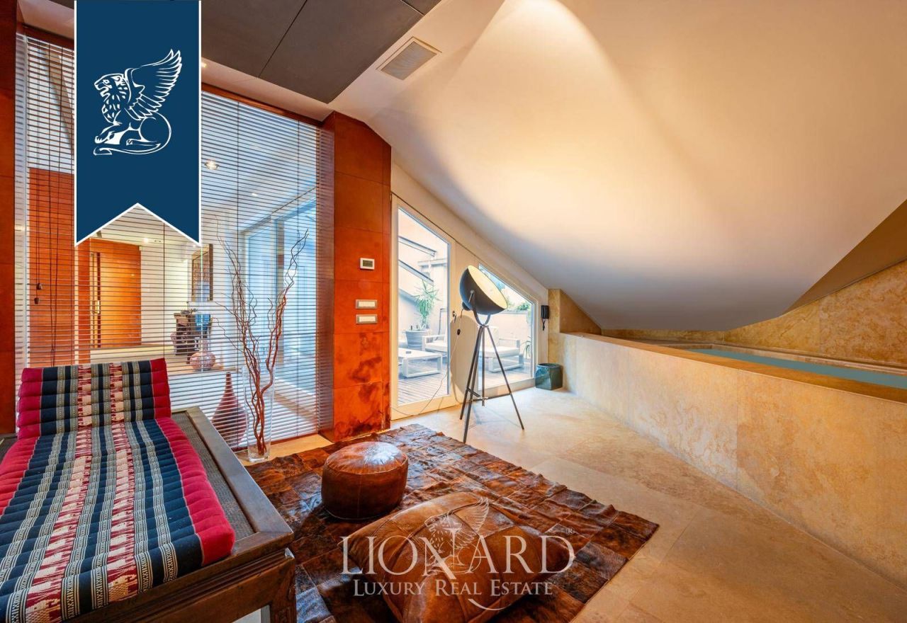 Apartment in Milan, Italy, 500 m² - picture 13