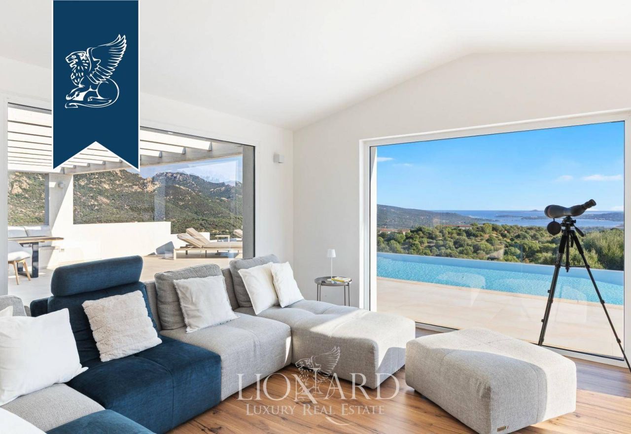 Villa in Olbia, Italien, 300 m² - Foto 14