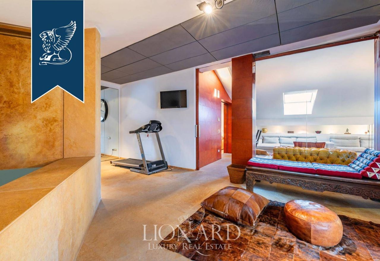 Apartment in Milan, Italy, 500 m² - picture 14
