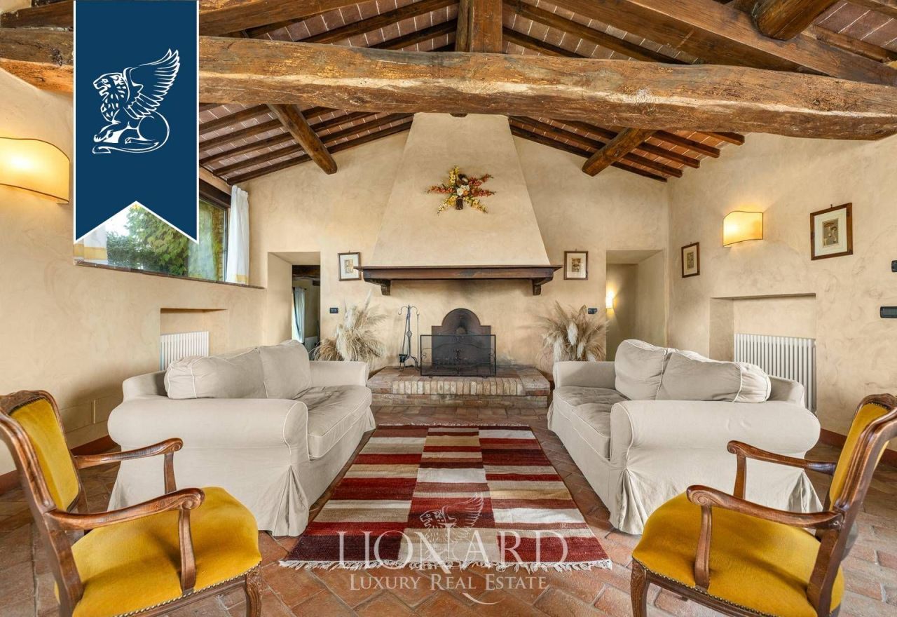 Farm in Siena, Italy, 900 m² - picture 16