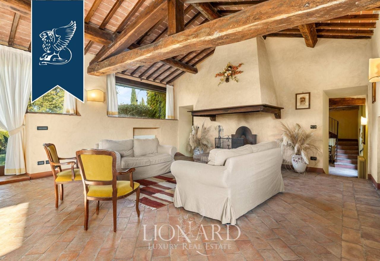 Farm in Siena, Italy, 900 m² - picture 17