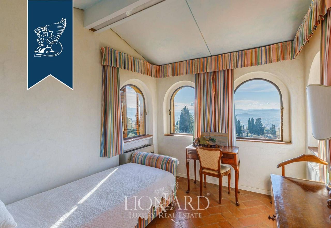 Villa in Florence, Italy, 400 m² - picture 18