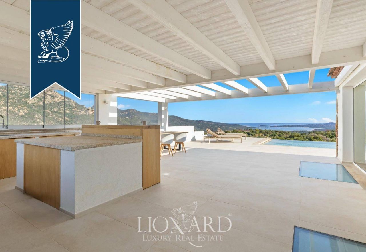 Villa in Olbia, Italien, 300 m² - Foto 19