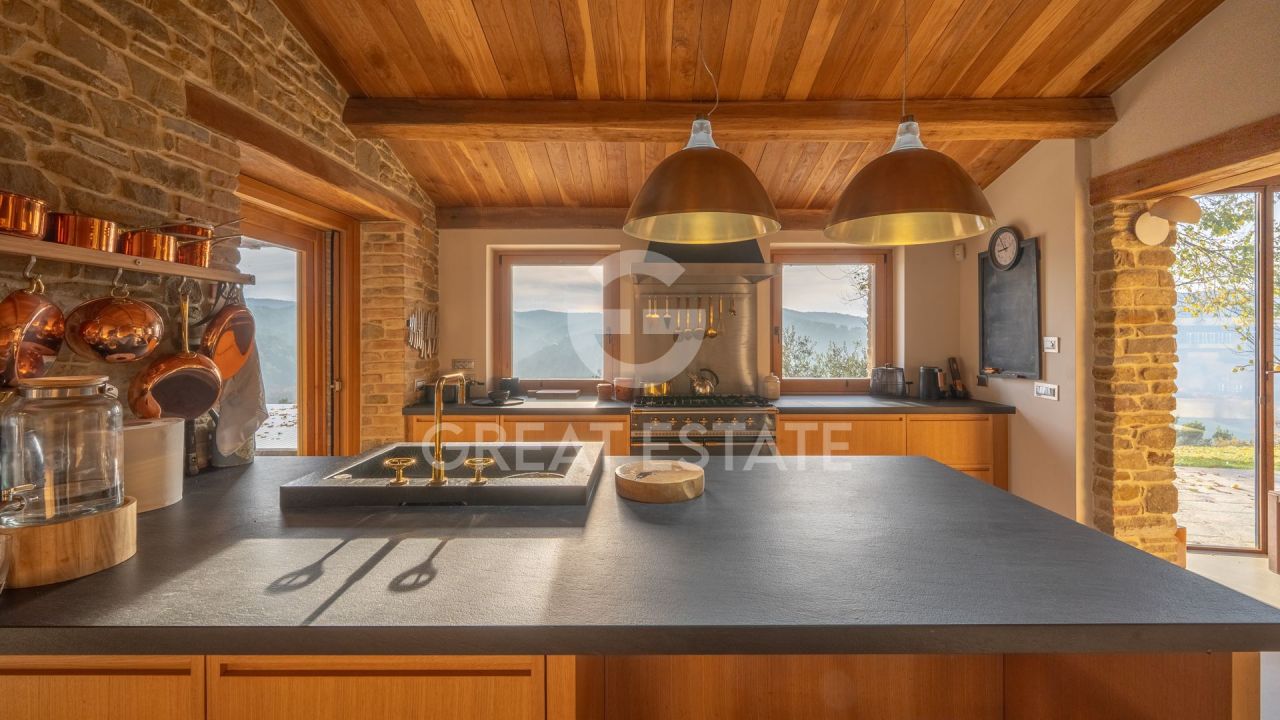 House in Cannara, Italy, 465.05 m² - picture 13