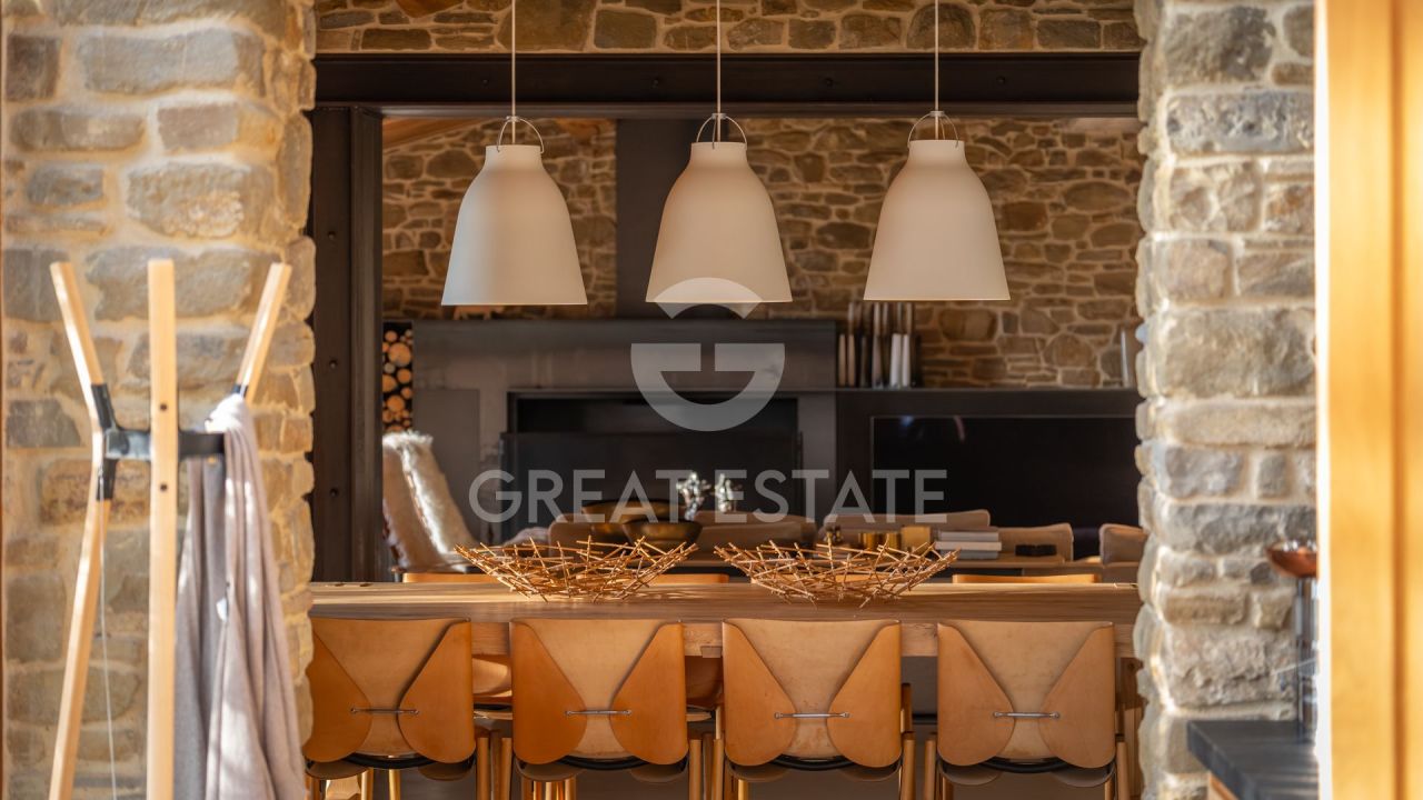 House in Cannara, Italy, 465.05 m² - picture 16