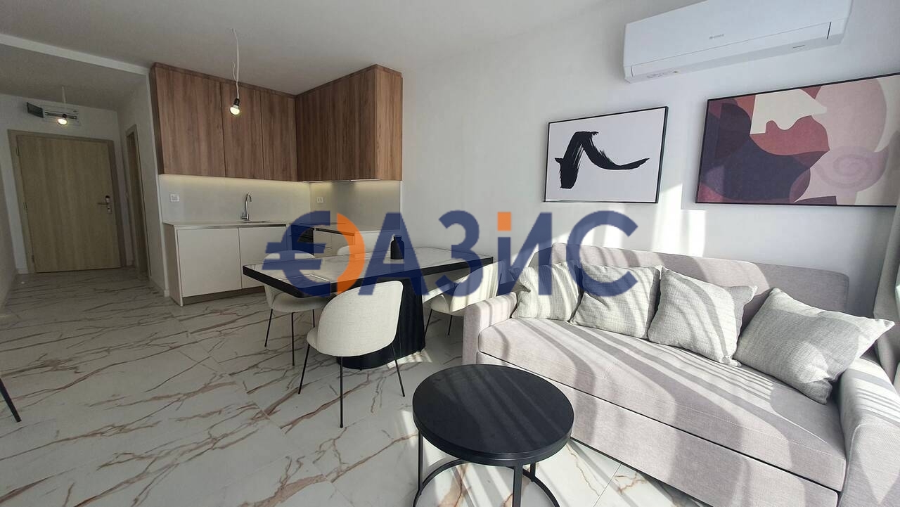 Apartment in Aheloy, Bulgaria, 81.4 m² - picture 3