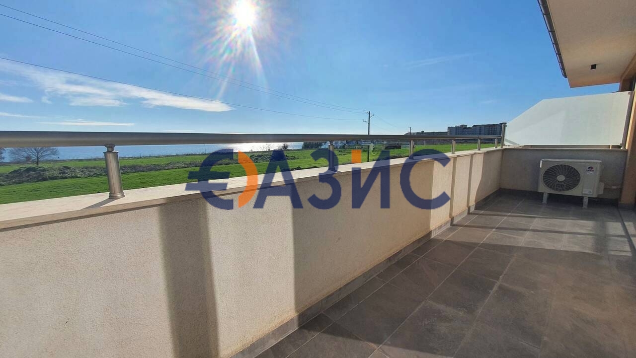 Apartment in Aheloy, Bulgaria, 81.4 m² - picture 12