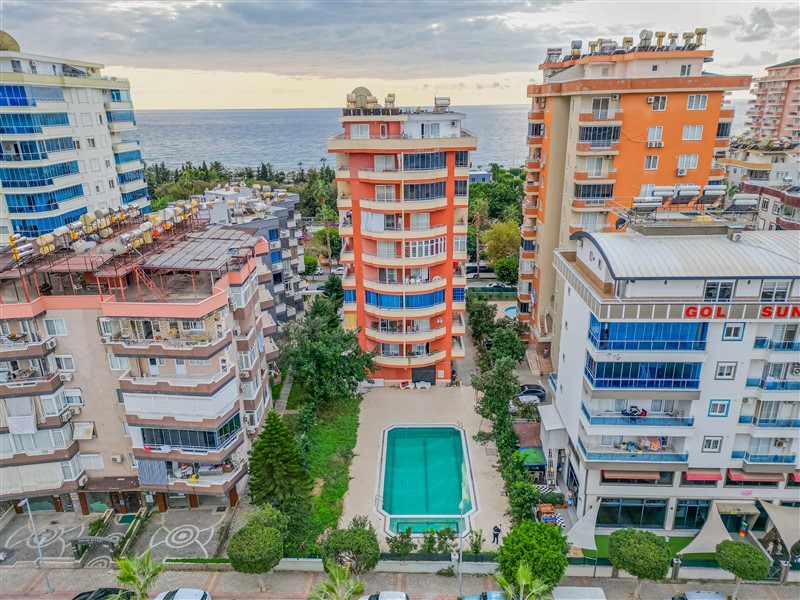 Flat in Alanya, Turkey, 100 m² - picture 1
