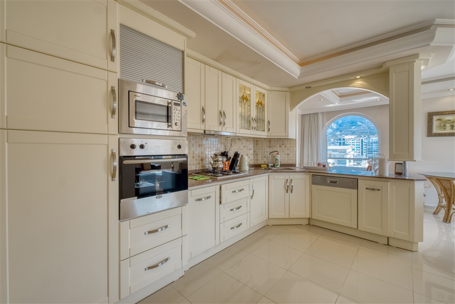 Flat in Alanya, Turkey, 125 m² - picture 6