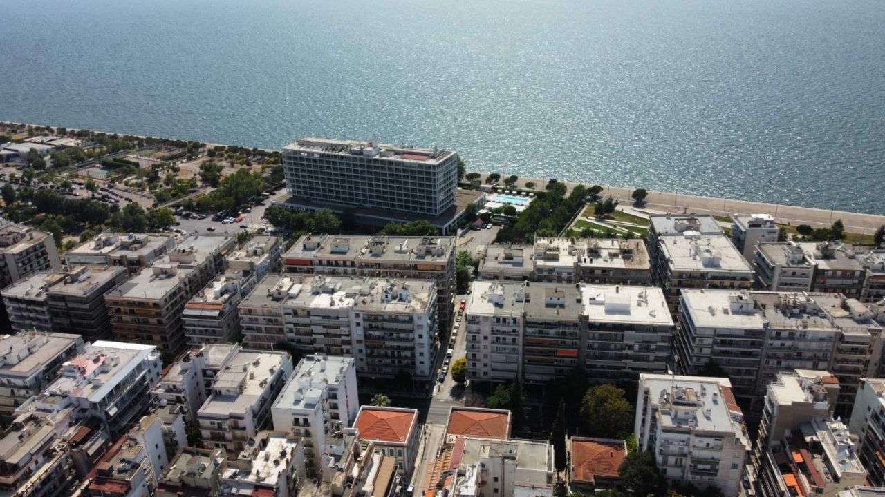 Commercial property in Thessaloniki, Greece, 680 m² - picture 8