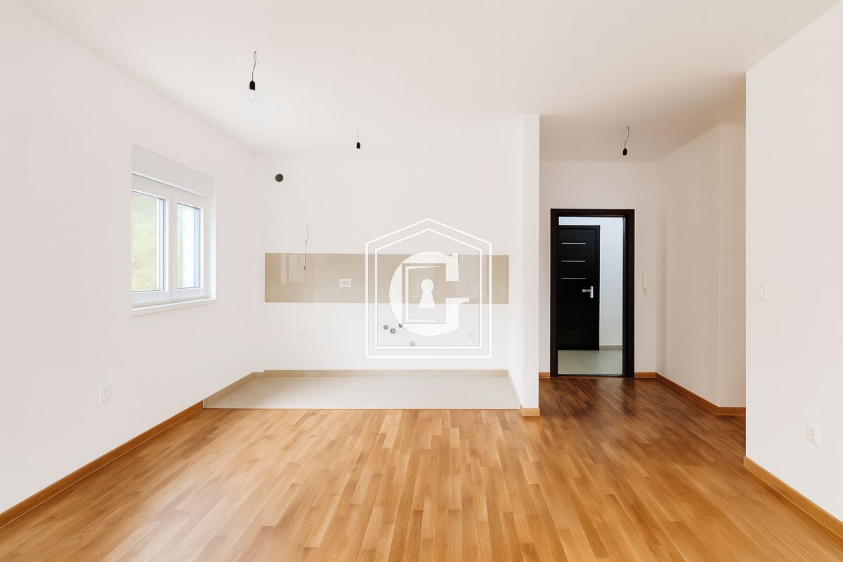 Appartement à Becici, Monténégro, 46 m² - image 1