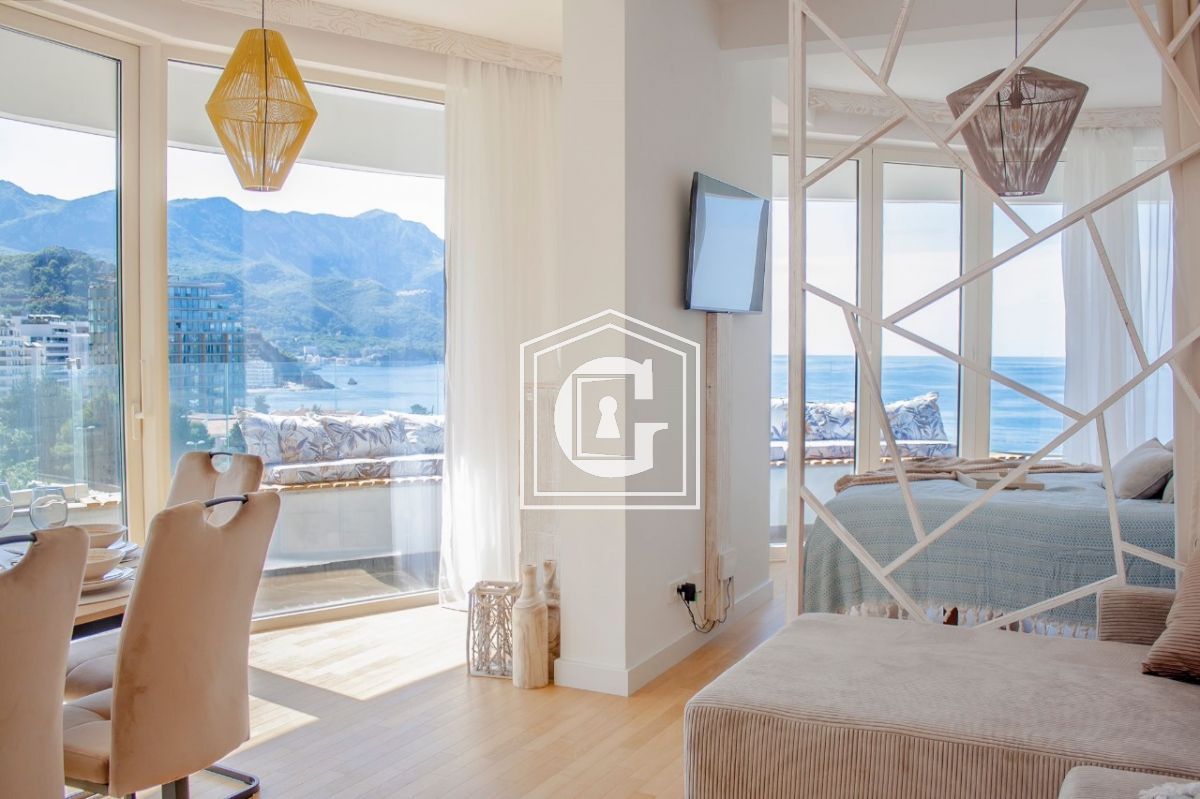 Apartment in Becici, Montenegro, 73 m² - picture 1