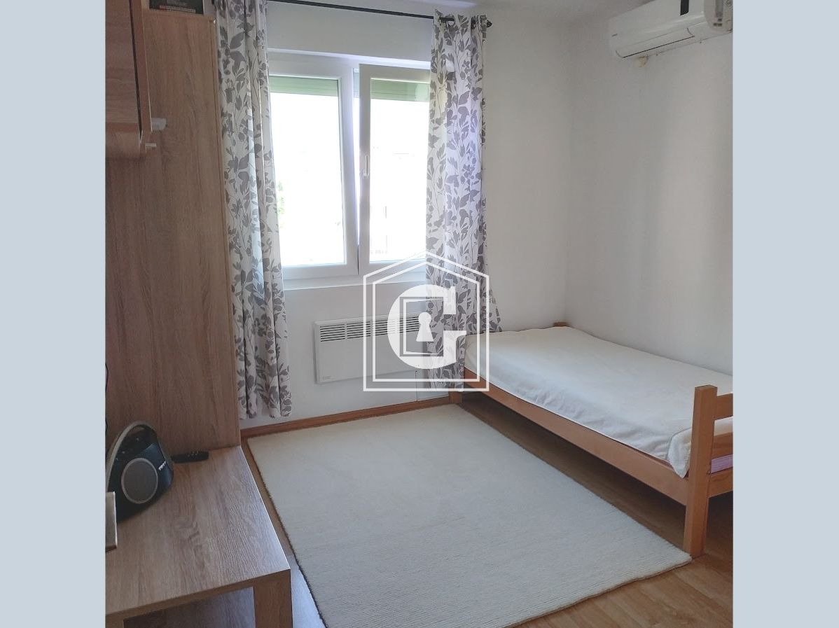 Apartment in Bar, Montenegro, 47 m² - picture 3