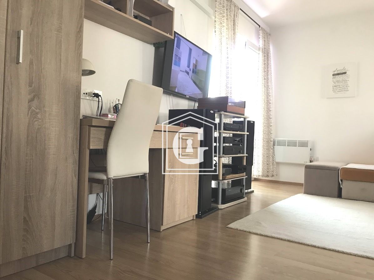 Apartment in Bar, Montenegro, 47 m² - picture 5