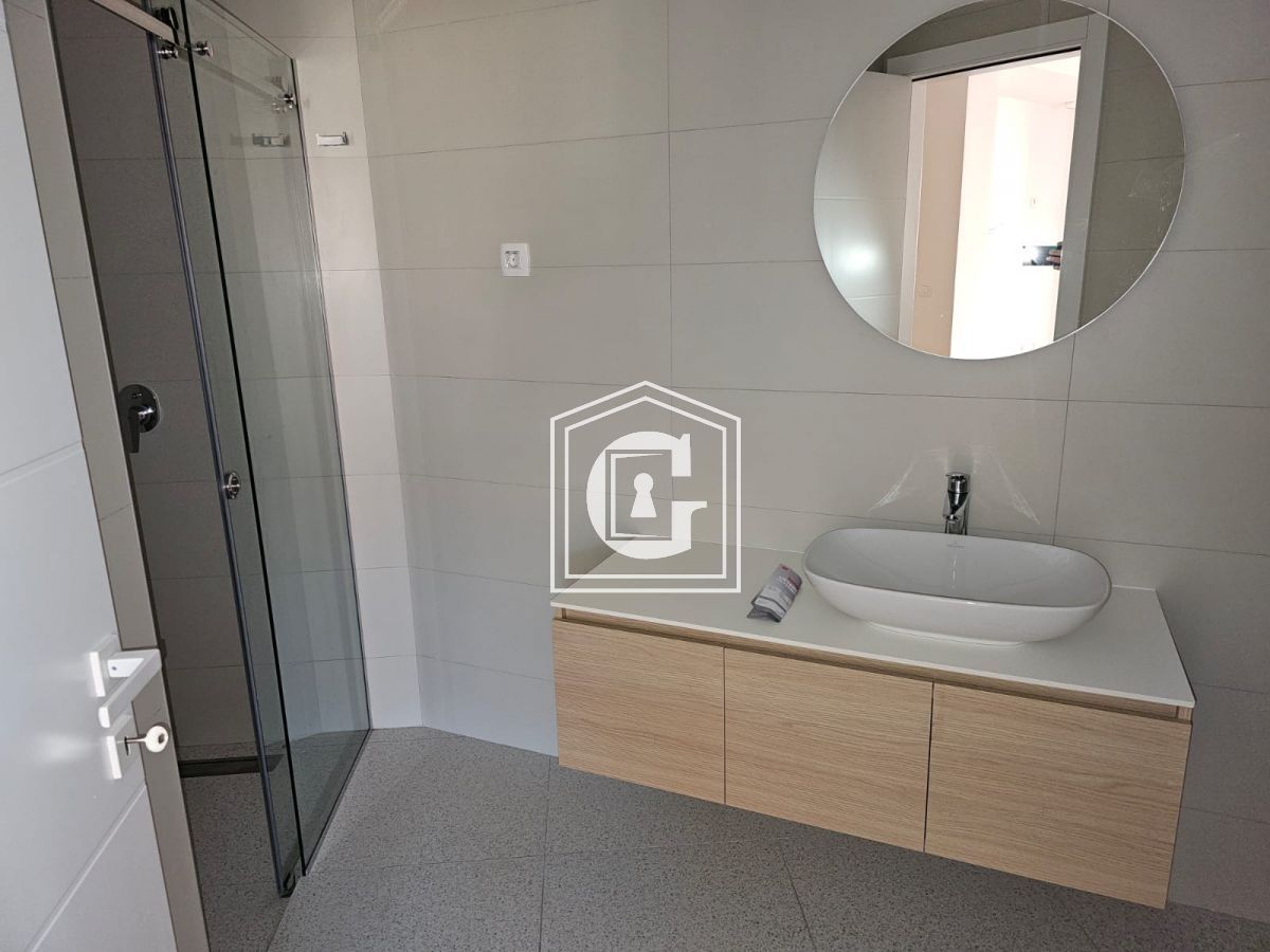 Apartment in Becici, Montenegro, 66 m² - picture 9