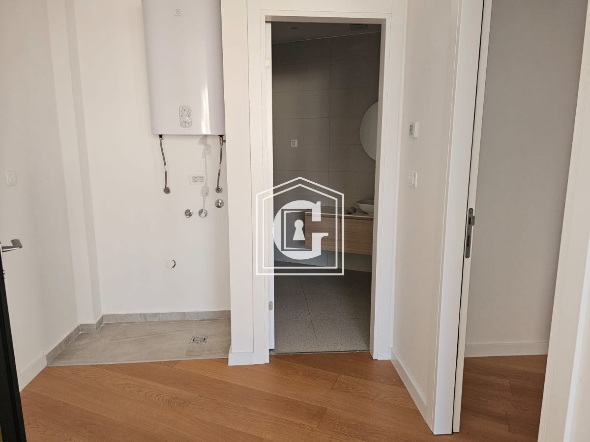 Apartment in Becici, Montenegro, 66 m² - picture 14