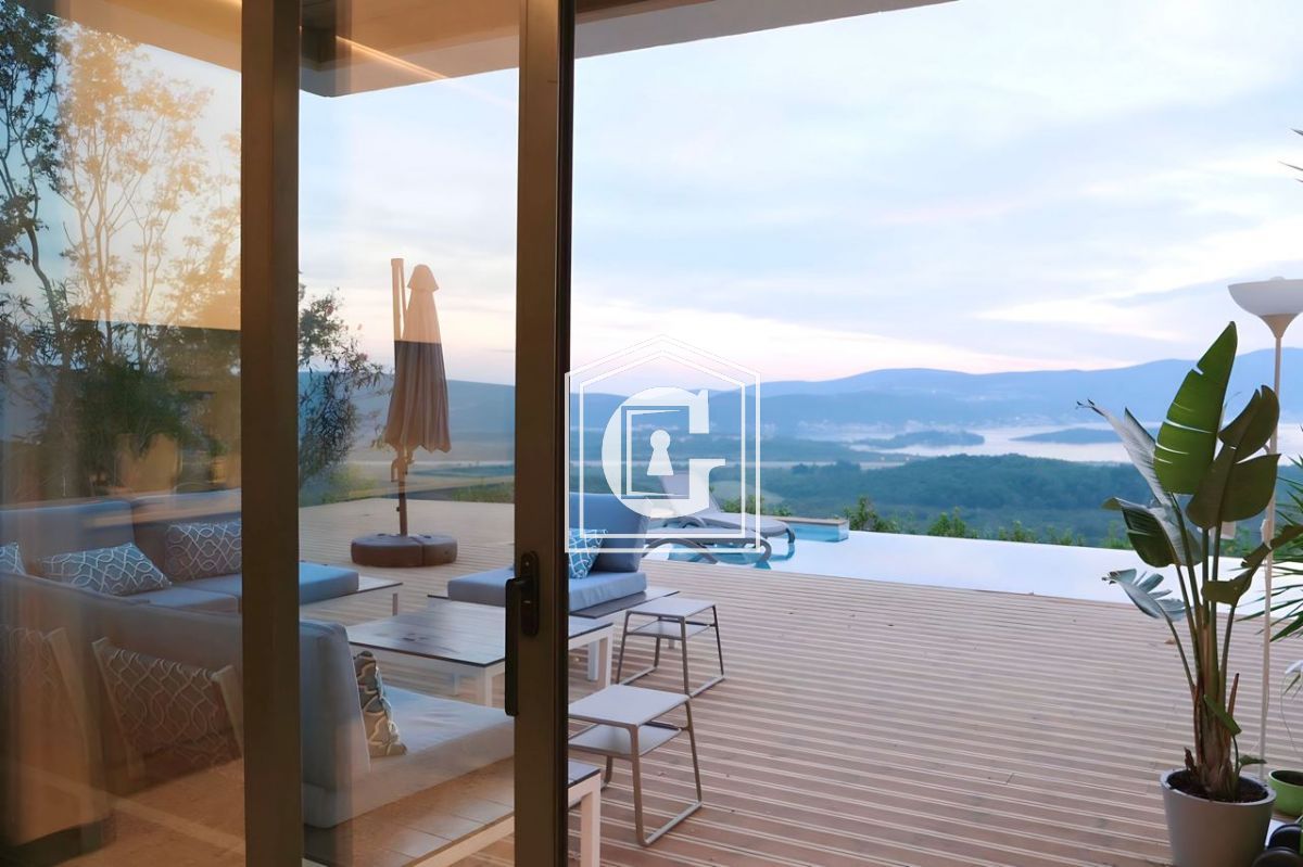 Villa en Kavač, Montenegro, 180 m² - imagen 15