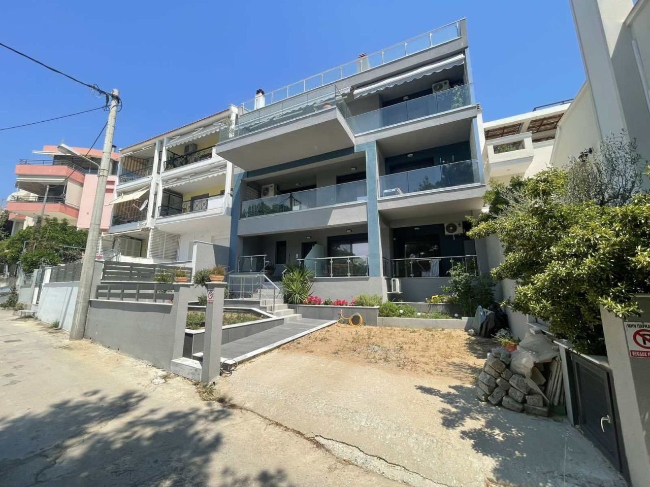 Commercial apartment building in Kavala, Greece, 430 m² - picture 1