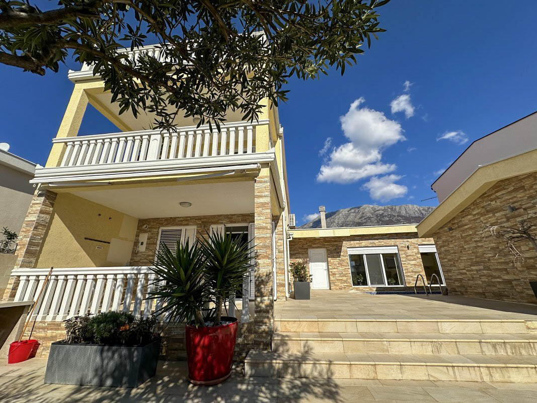 House in Dobra Voda, Montenegro, 183 m² - picture 2