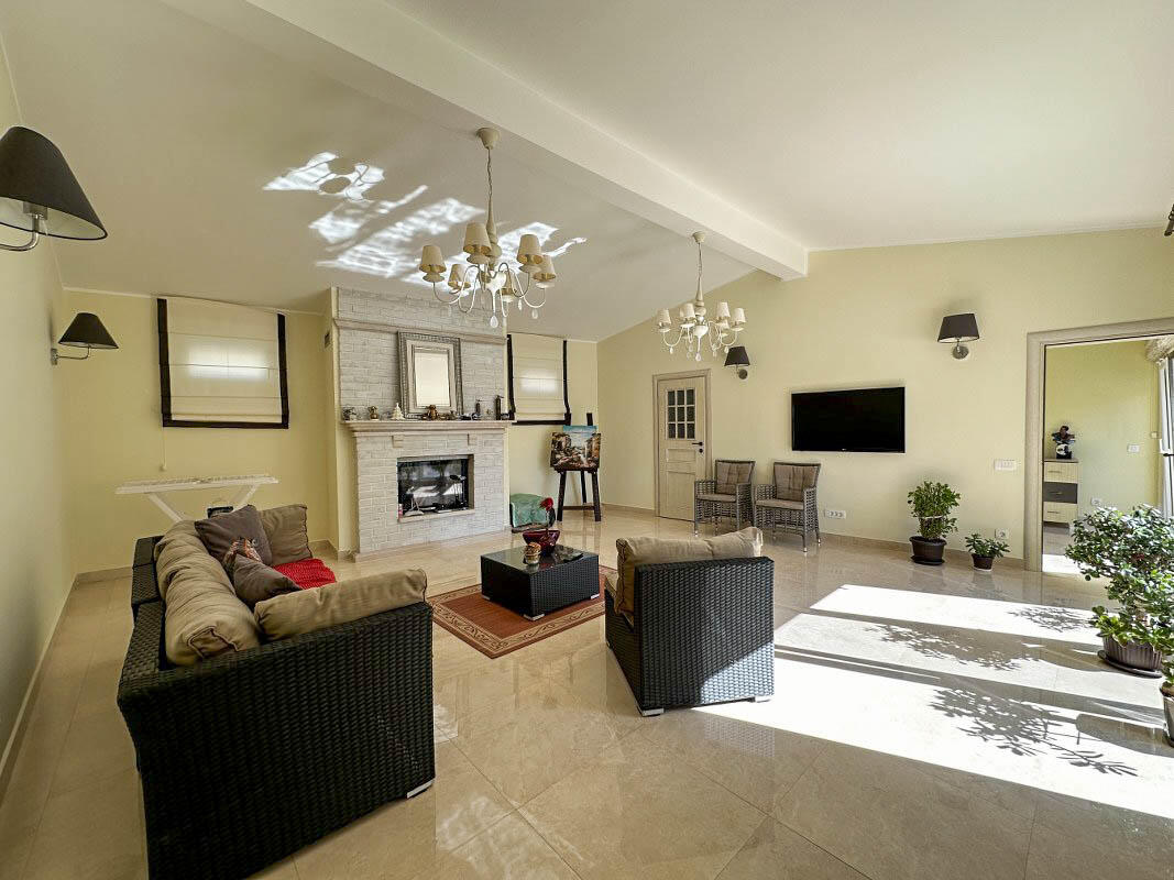 House in Dobra Voda, Montenegro, 183 m² - picture 10