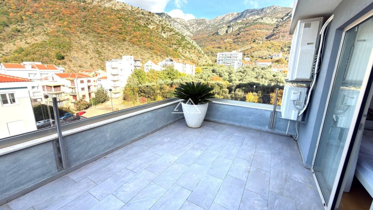 Apartment in Becici, Montenegro, 104 m² - picture 5