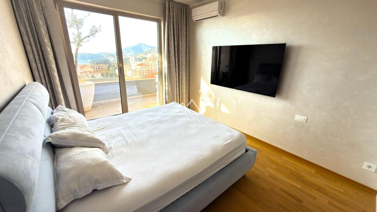 Apartment in Becici, Montenegro, 104 m² - picture 14