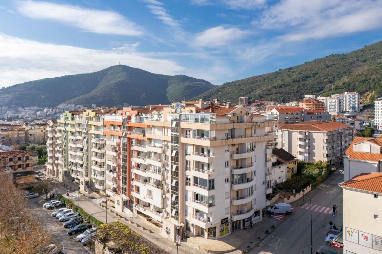 Apartamento en Budva, Montenegro, 78 m² - imagen 2