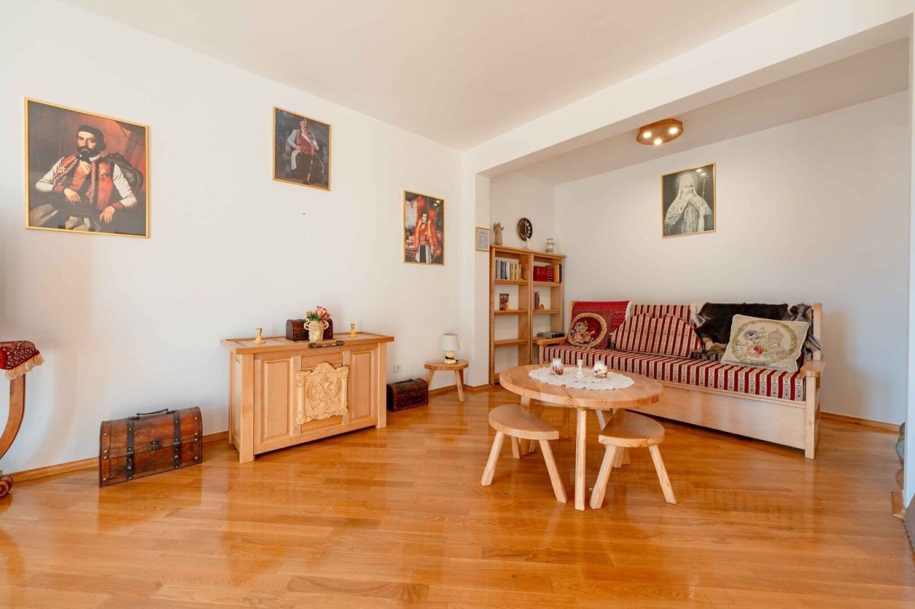 Apartamento en Budva, Montenegro, 78 m² - imagen 4