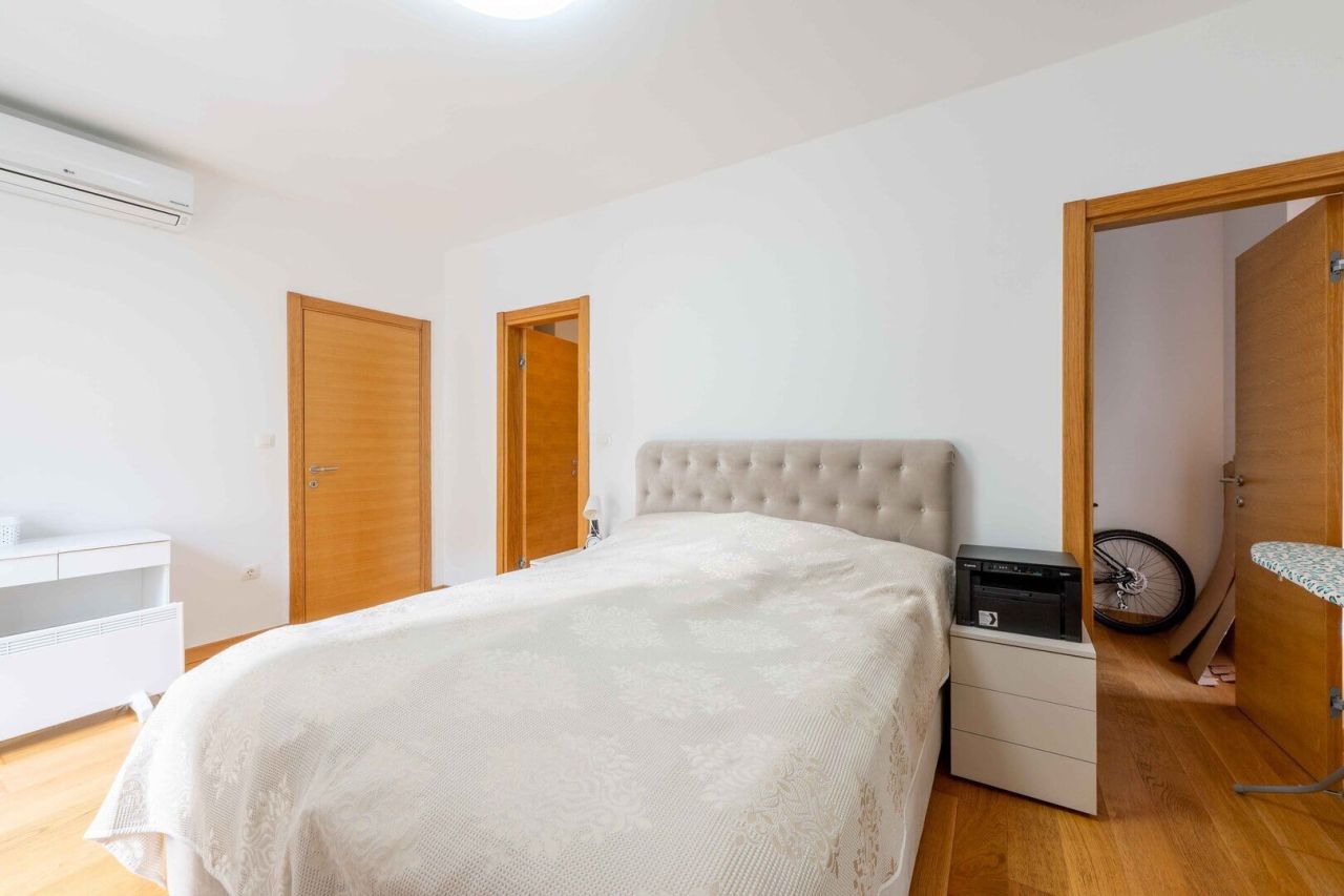 Apartment in Rafailovici, Montenegro, 212 m² - Foto 11