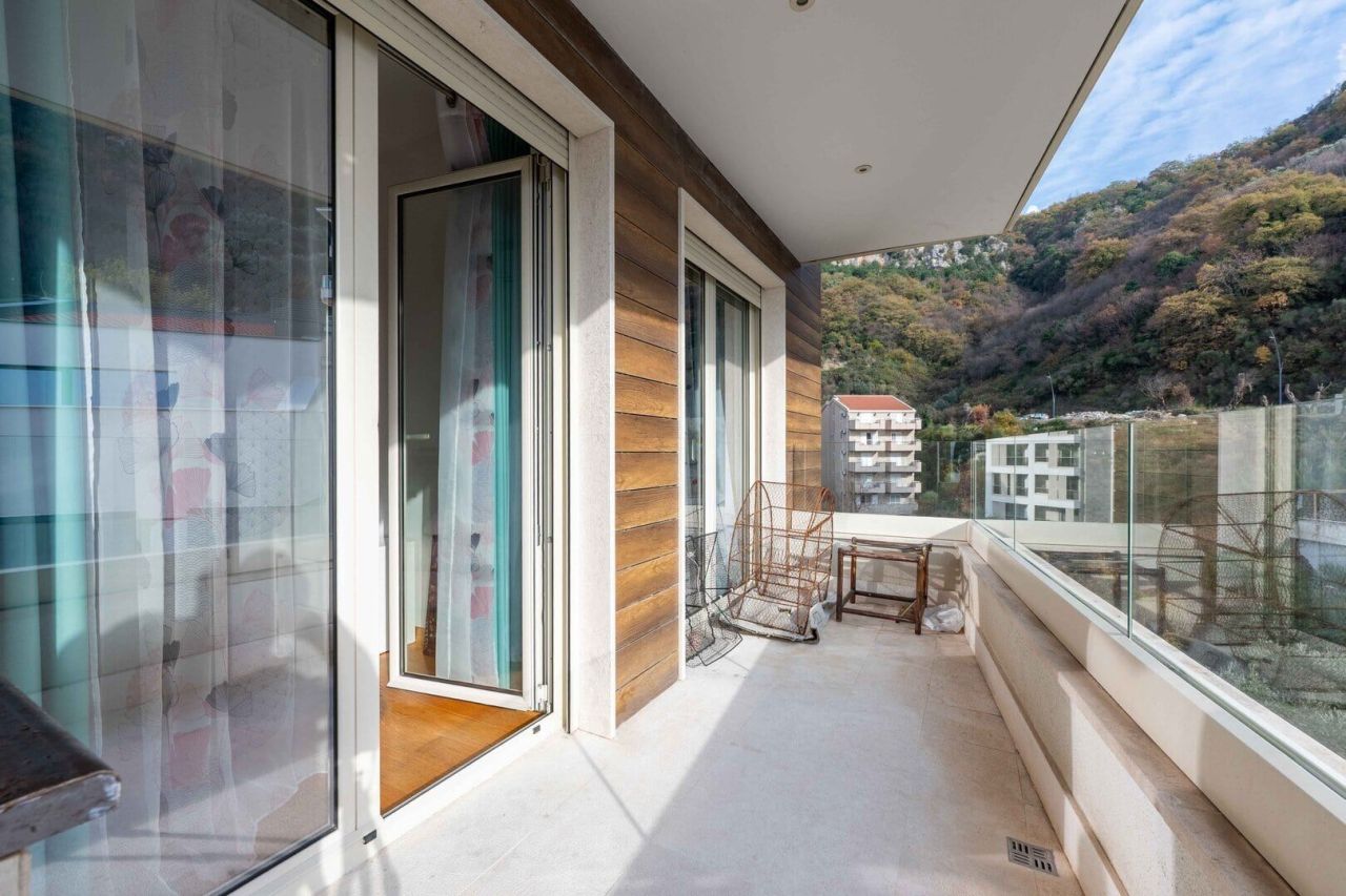 Apartment in Rafailovici, Montenegro, 212 m² - Foto 13