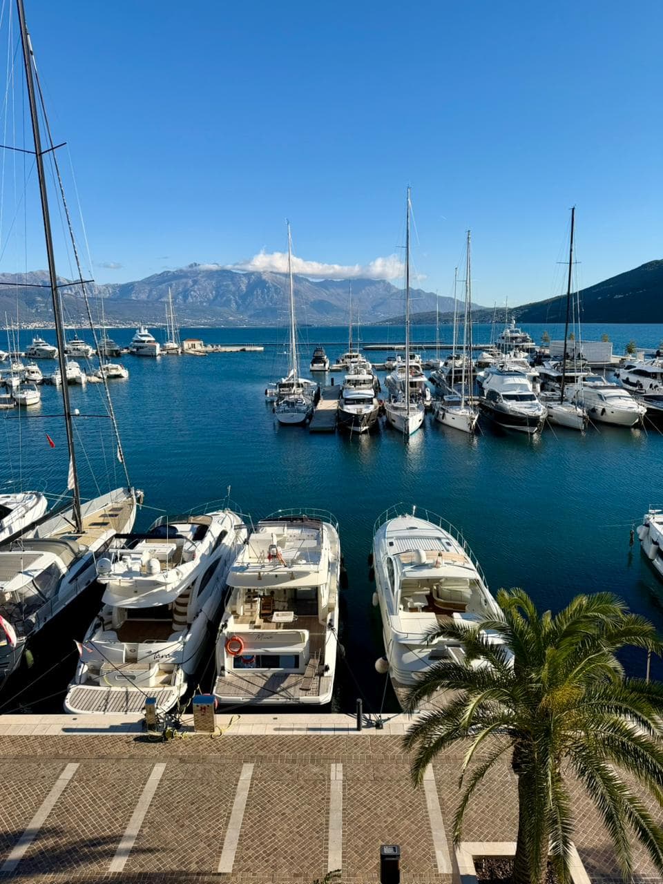 Appartamenti a Herceg-Novi, Montenegro, 166 m² - foto 2