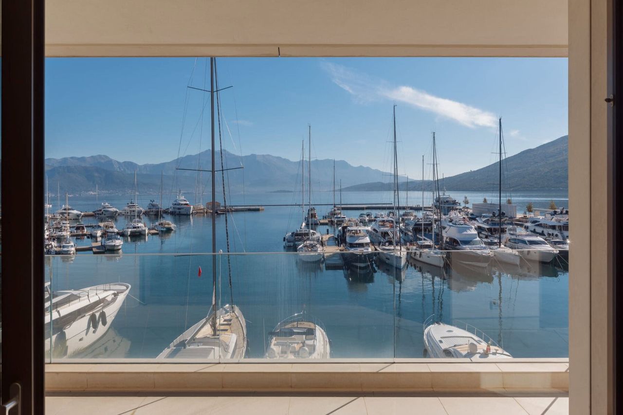 Appartamenti a Herceg-Novi, Montenegro, 166 m² - foto 12