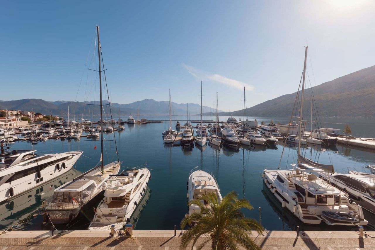 Appartamenti a Herceg-Novi, Montenegro, 166 m² - foto 13