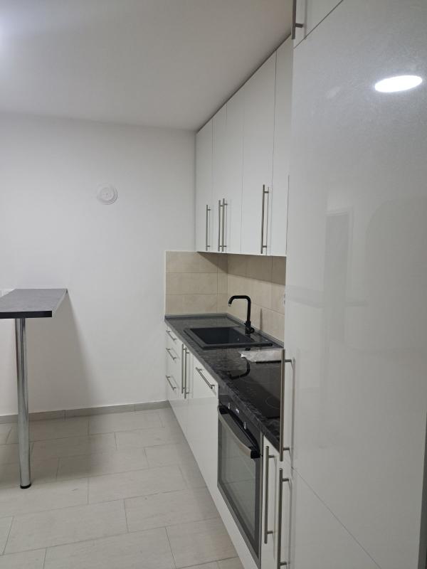 Flat in Bar, Montenegro, 60 m² - picture 5