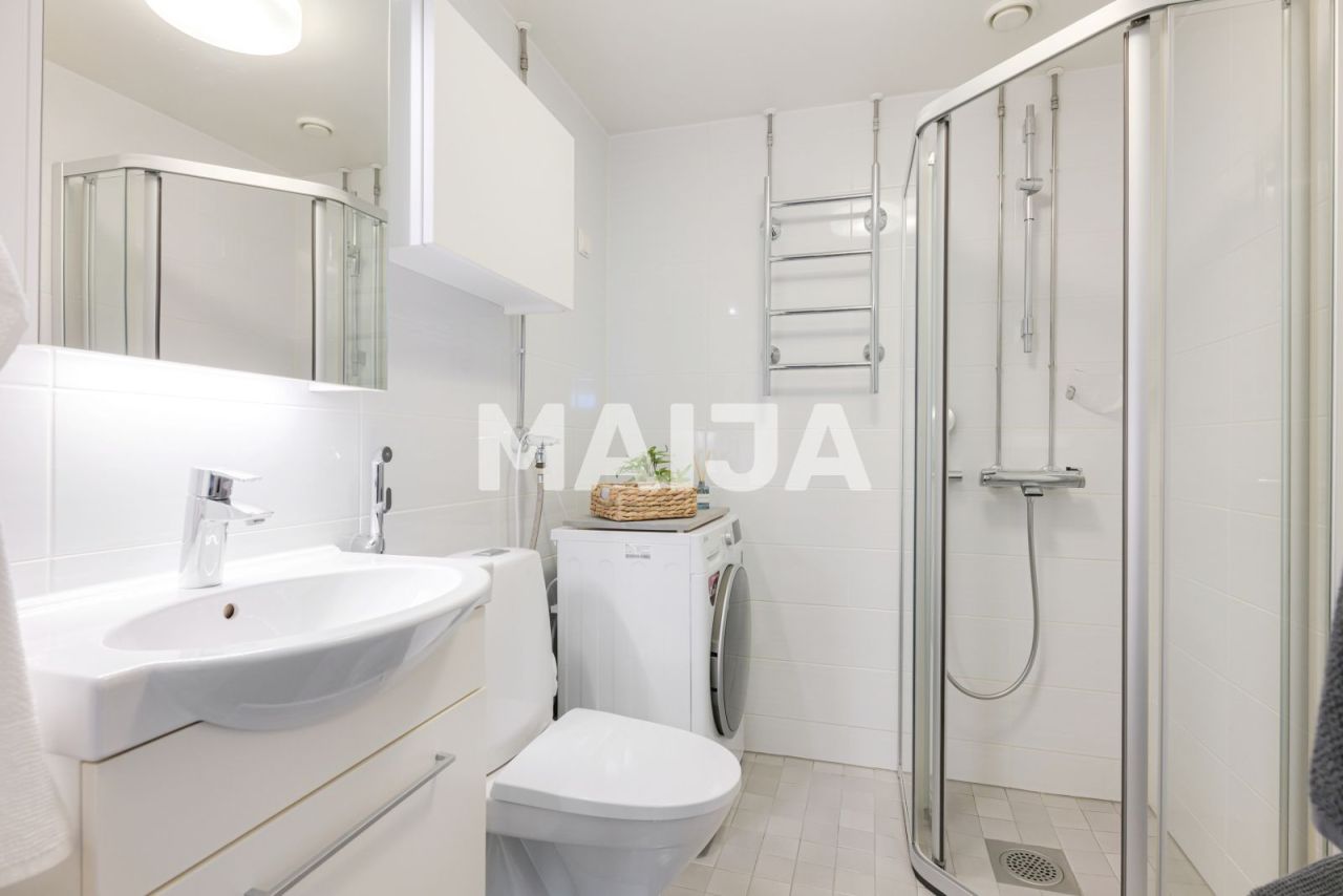 Apartment in Helsinki, Finland, 55.9 m² - picture 12