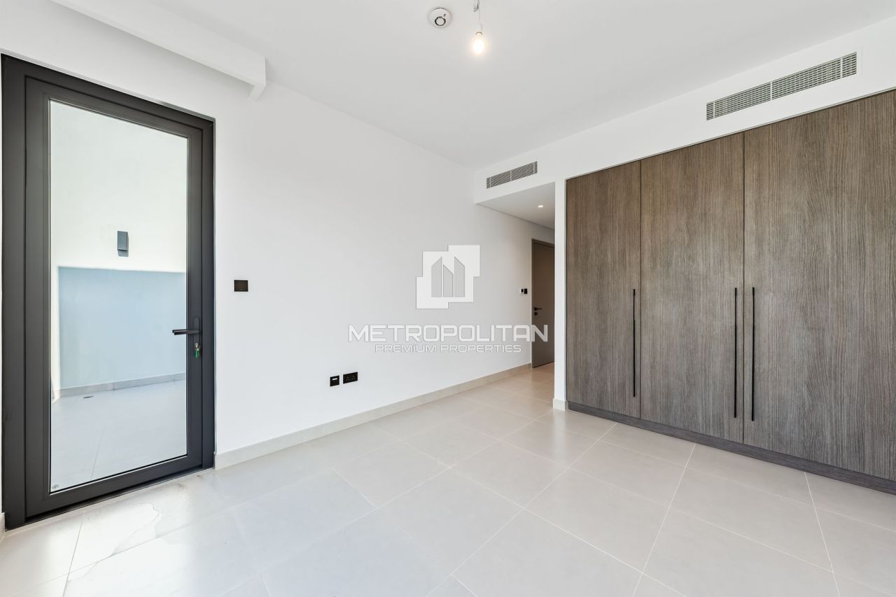 Townhouse in Dubai, UAE, 202 m² - picture 9