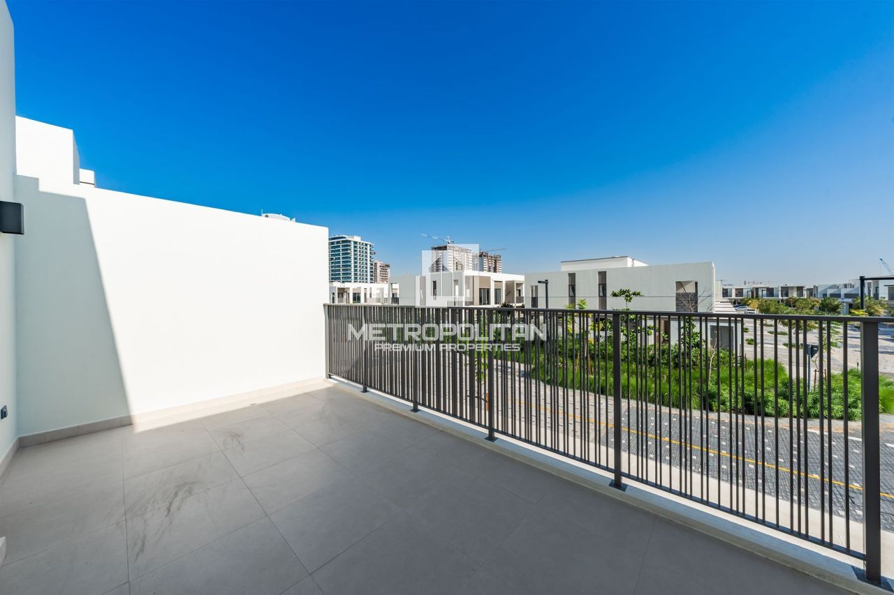 Townhouse in Dubai, UAE, 202 m² - picture 14