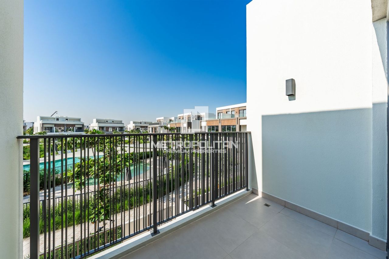 Townhouse in Dubai, UAE, 202 m² - picture 16